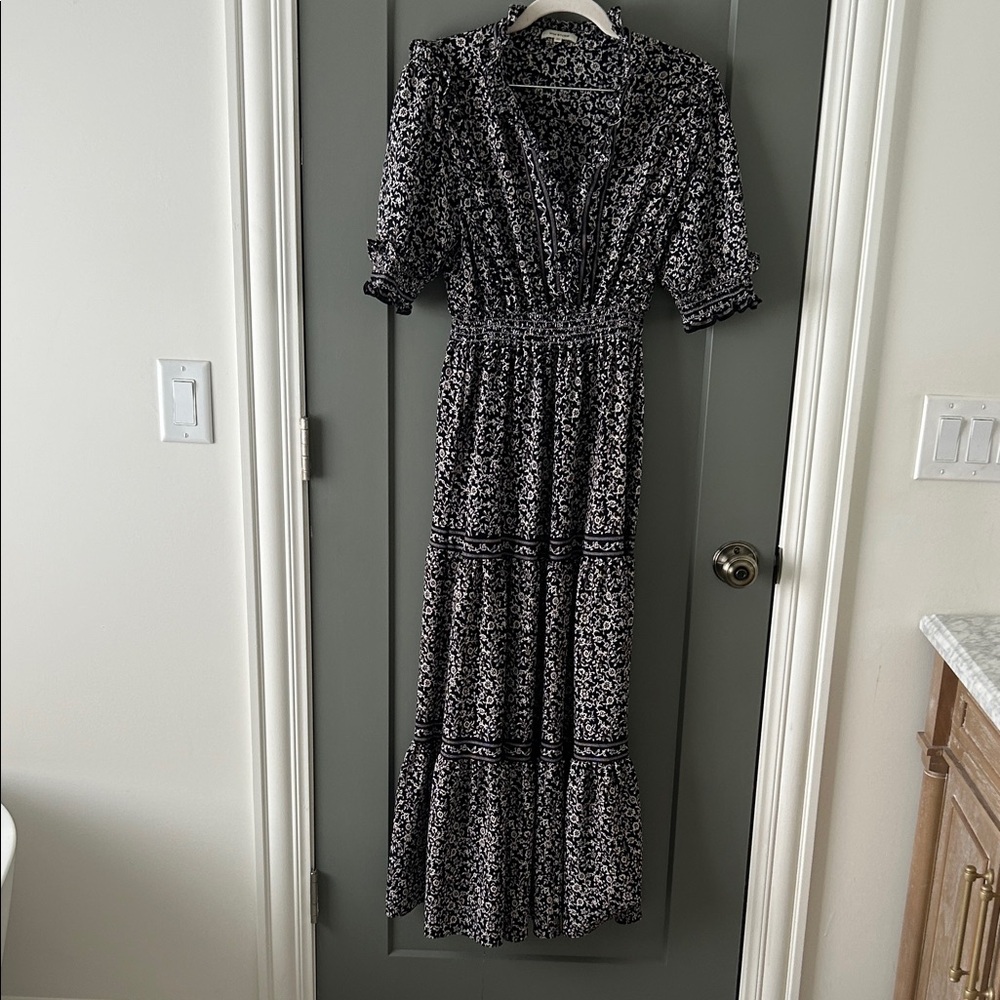 Max Studio Black and White Patterned Midi Dress Size Medium - Picture 2 of 7